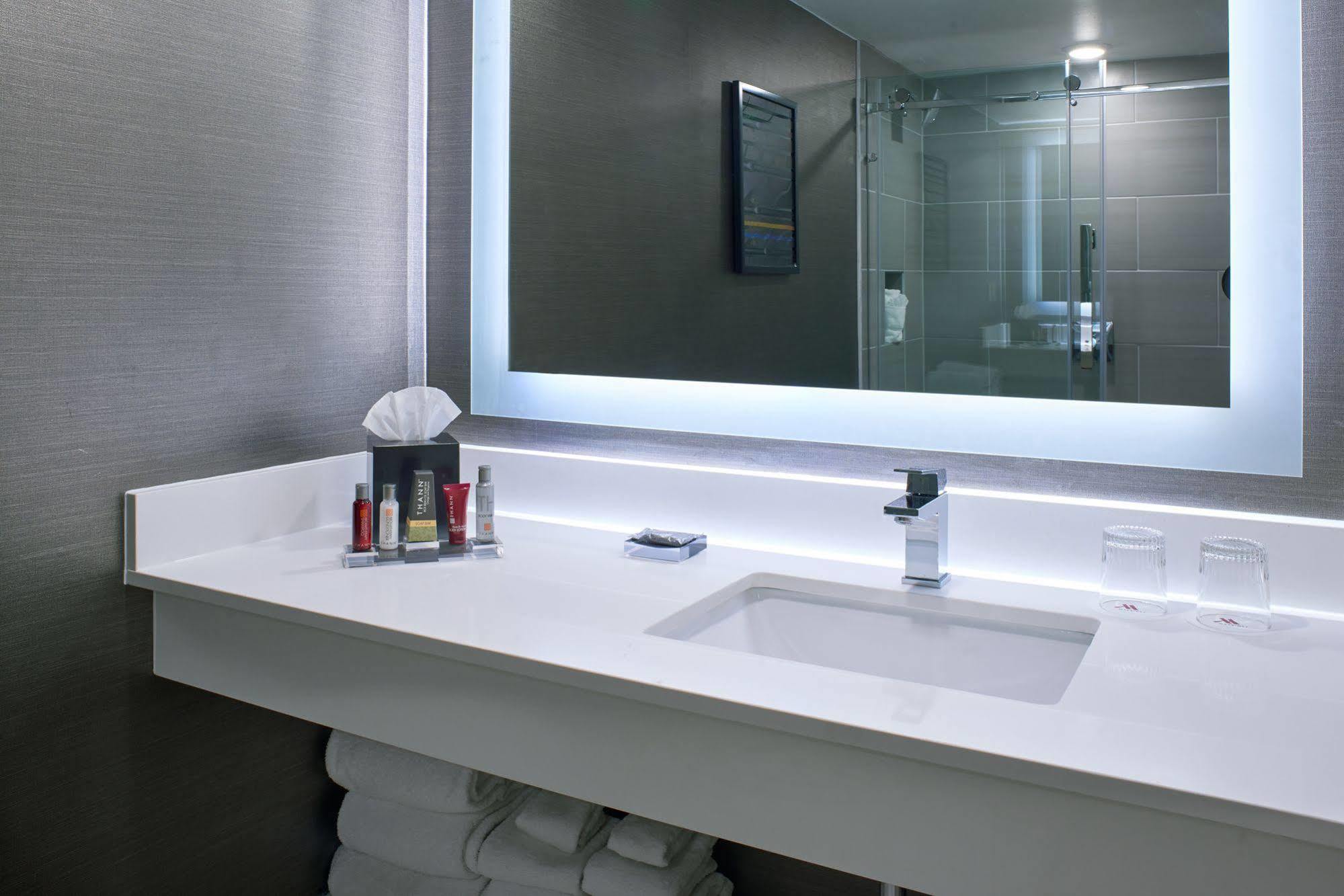 Marriott Columbus Osu Hotel Kültér fotó